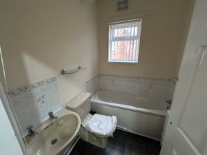 Photo 6- click for photo gallery